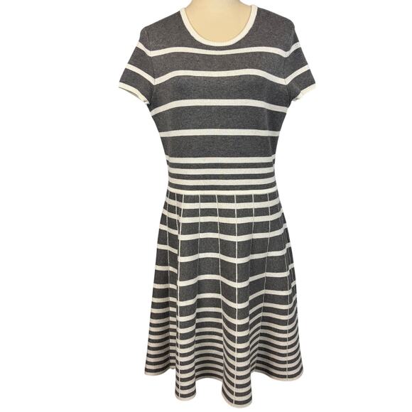 Gabby Style Sweater Dress Gray Striped Short Sleeve A-Line Casual Preppy Large - Picture 1 of 7